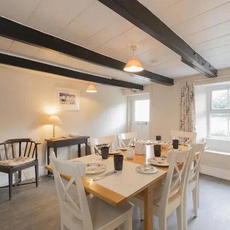 Holiday home April