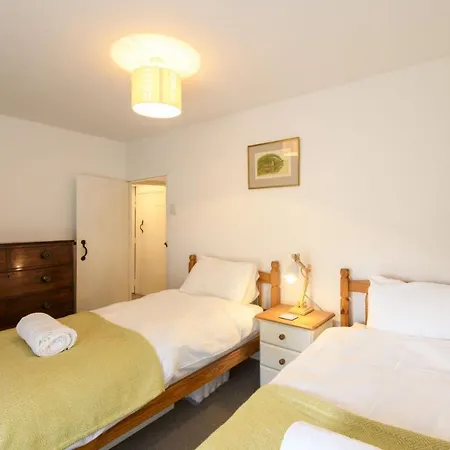 Holiday home April *